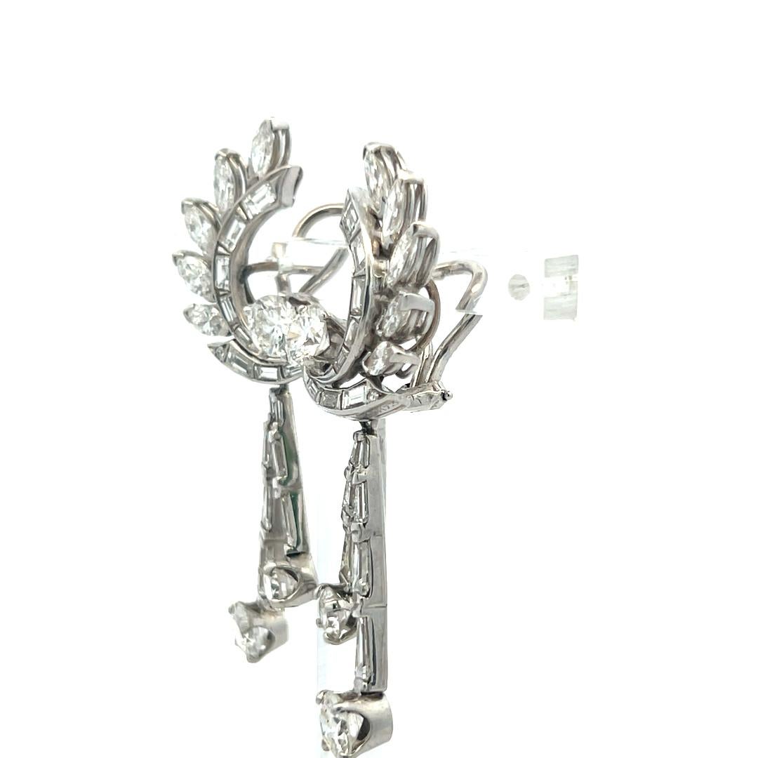Van Cleef & Arpels 4.50 Carat G VS Diamond Platinum Dangling Earrings 2