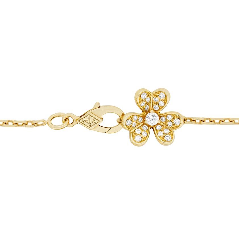 Brilliant Cut Van Cleef & Arpels 5 Flowers Frivole Diamond Bracelet For Sale