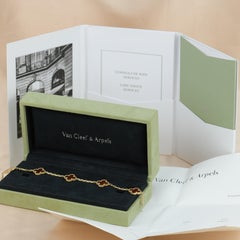 Van Cleef & Arpels Vintage Alhambra Karneol-Armband mit 5 Motiven