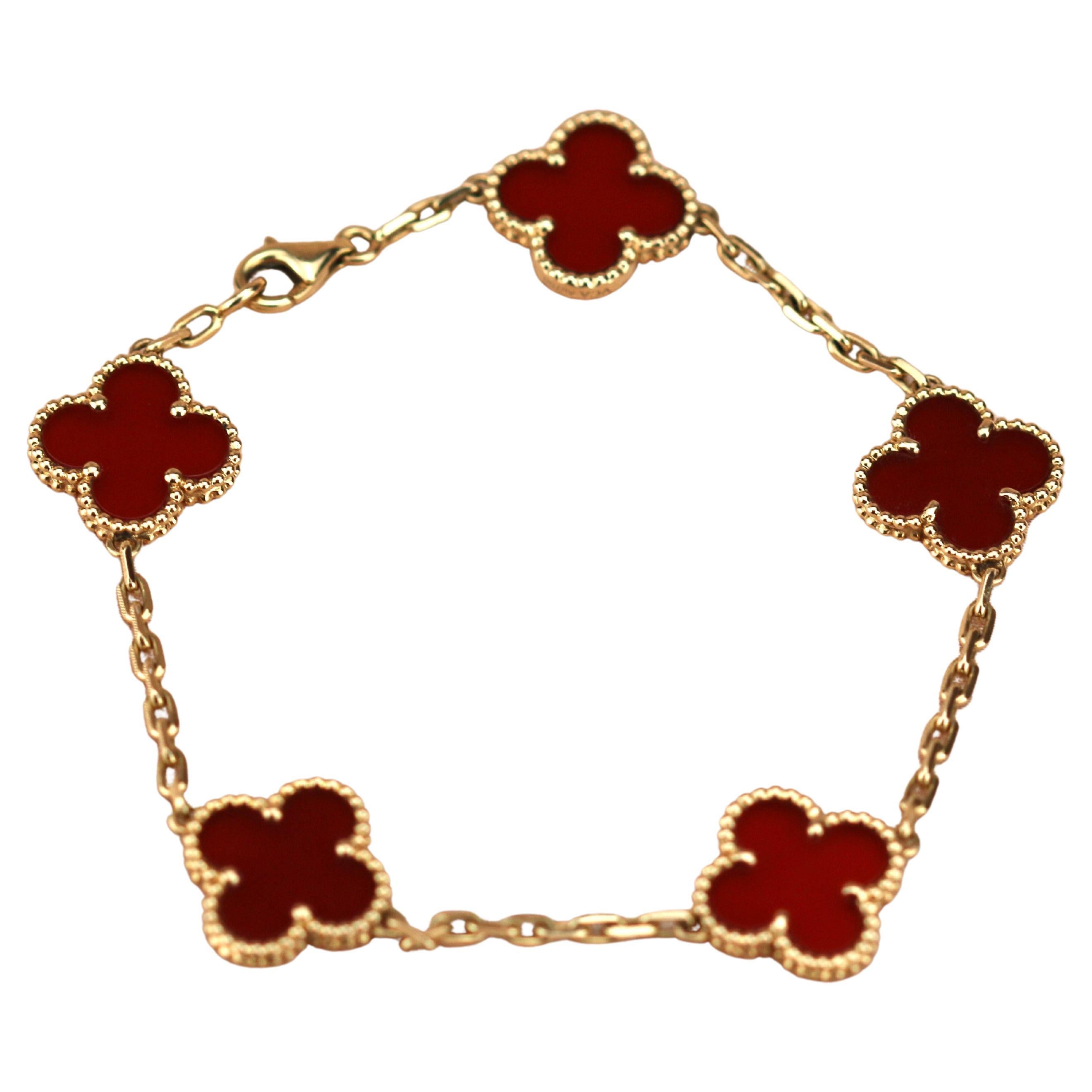 Van Cleef and Arpels 5 Motif Vintage Alhambra Carnelian Bracelet For Sale  at 1stDibs