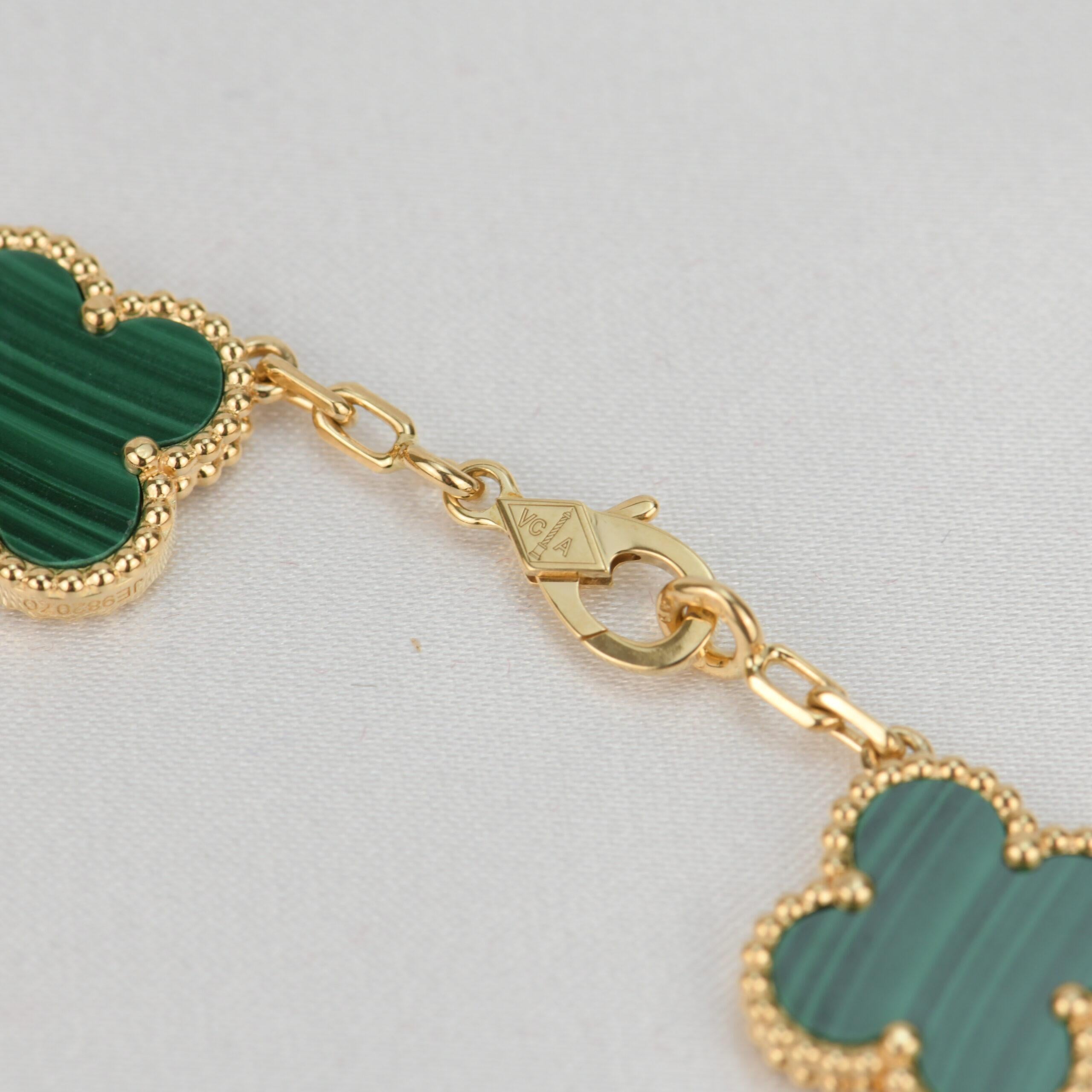 Van Cleef & Arpels 5 Motif Vintage Alhambra Malachite Bracelet In Excellent Condition In Banbury, GB