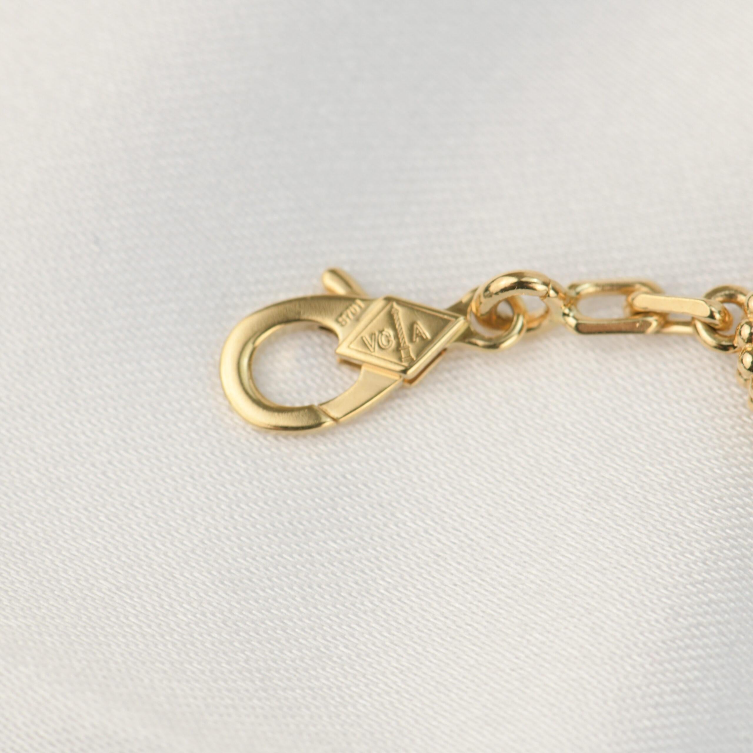 Women's or Men's Van Cleef & Arpels 5 Motif Vintage Alhambra Malachite Bracelet