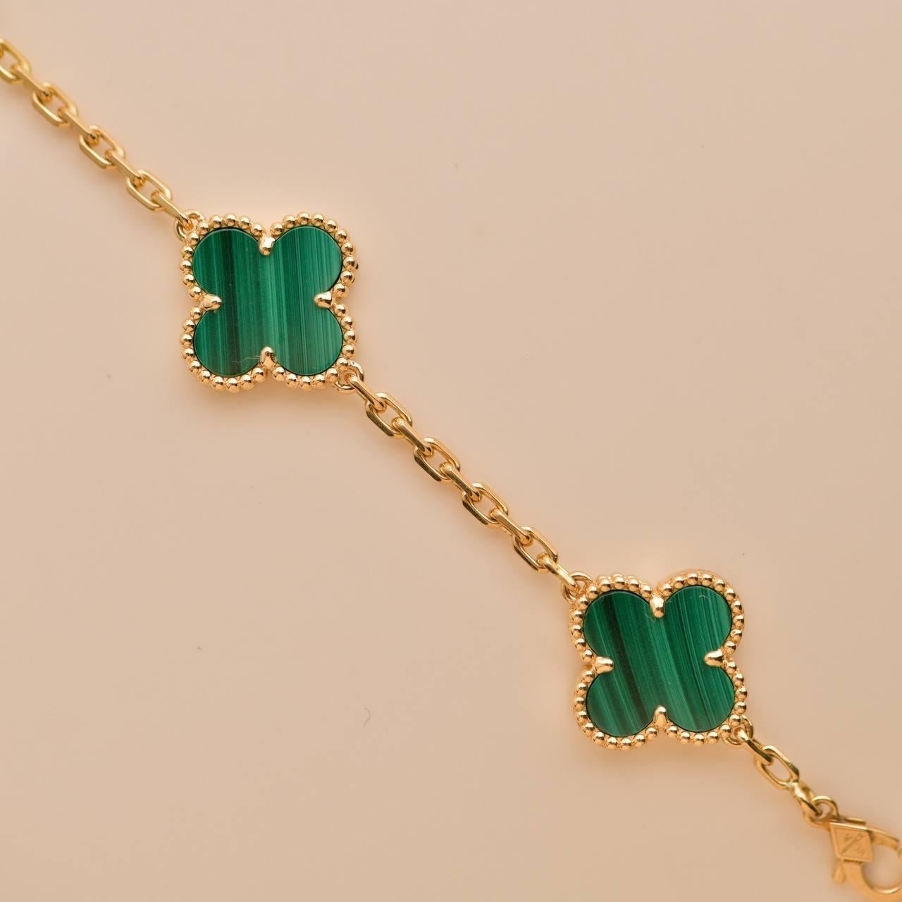 Women's or Men's Van Cleef & Arpels 5 Motif Vintage Alhambra Malachite Gold Bracelet