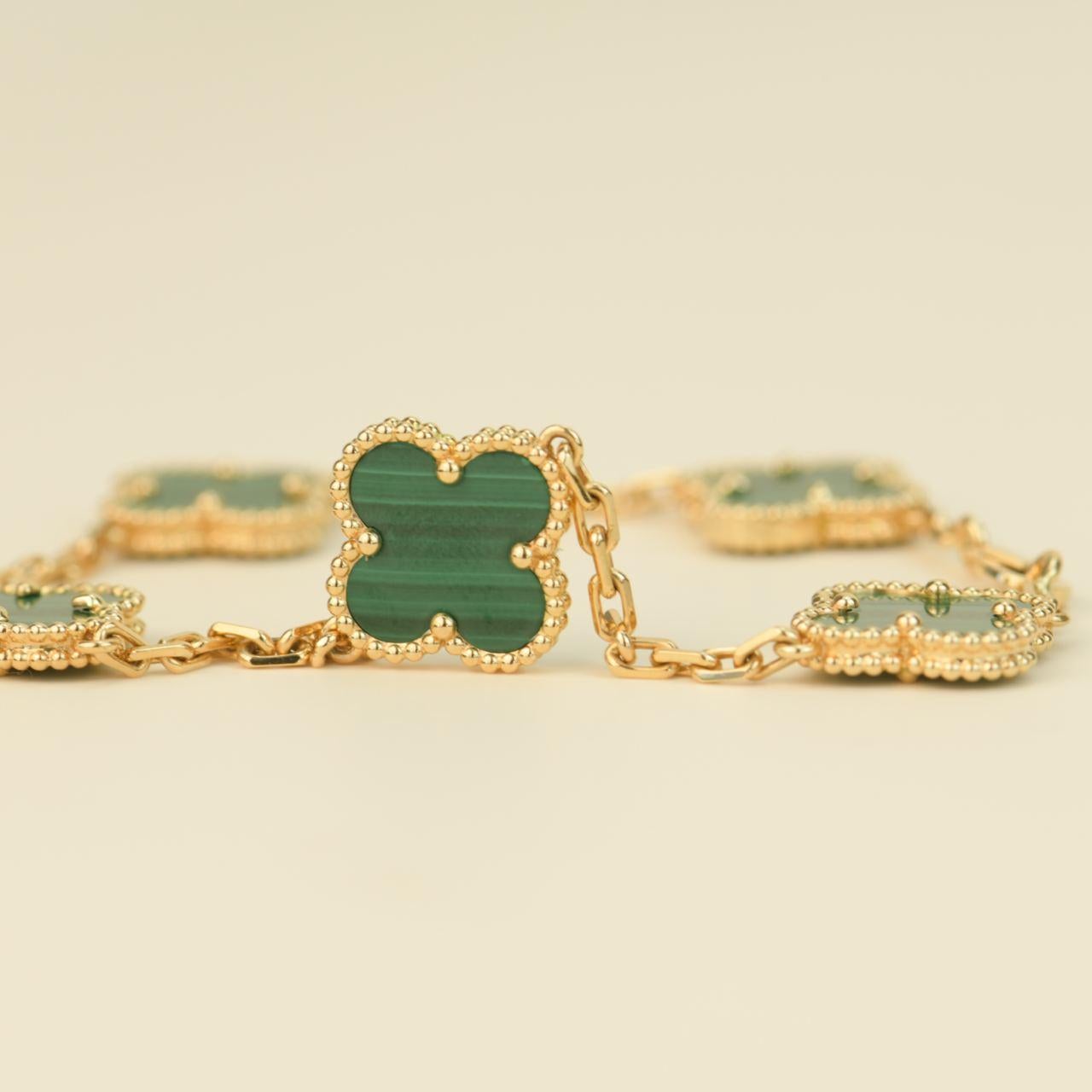 Women's or Men's Van Cleef & Arpels 5 Motif Vintage Alhambra Malachite Yellow Gold Bracelet