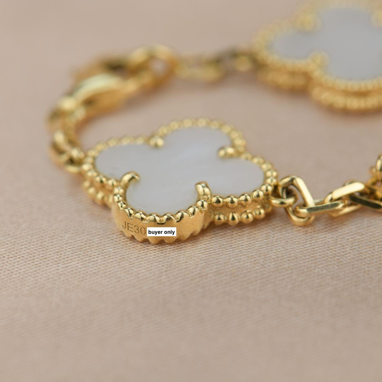 Van Cleef & Arpels Alhambra Perlmutt-Armband mit 5 Motiven im Vintage-Stil 7
