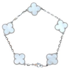 Van Cleef & Arpels Bracelet vintage Alhambra à 5 motifs en or blanc et nacre