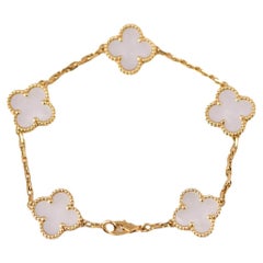 Van Cleef & Arpels Bracelet vintage Alhambra à 5 motifs en or jaune et nacre