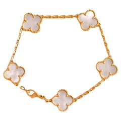 Van Cleef & Arpels Bracelet vintage Alhambra à 5 motifs en or jaune et nacre