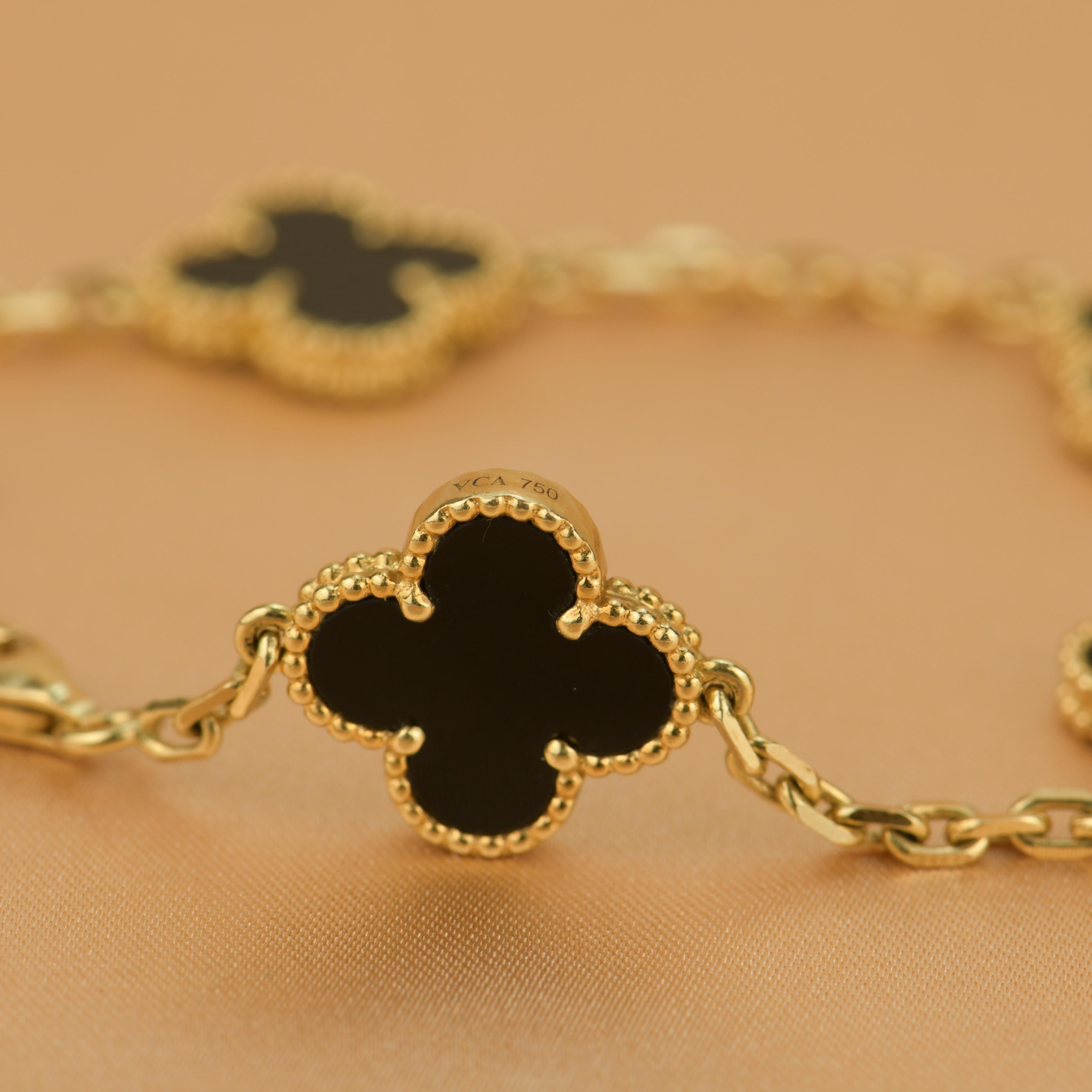 Van Cleef & Arpels Vintage Alhambra Onyx-Armband mit 5 Motiven (Ungeschliffen)