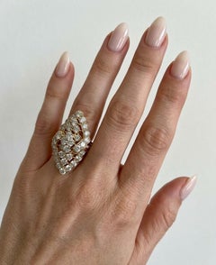 Van Cleef & Arpels Bague cocktail en or 18 carats et diamants de 6 carats