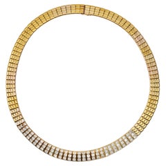 Collar Gargantilla Tricolor Van Cleef 
Arpels Oro de 7 Quilates y Diamantes