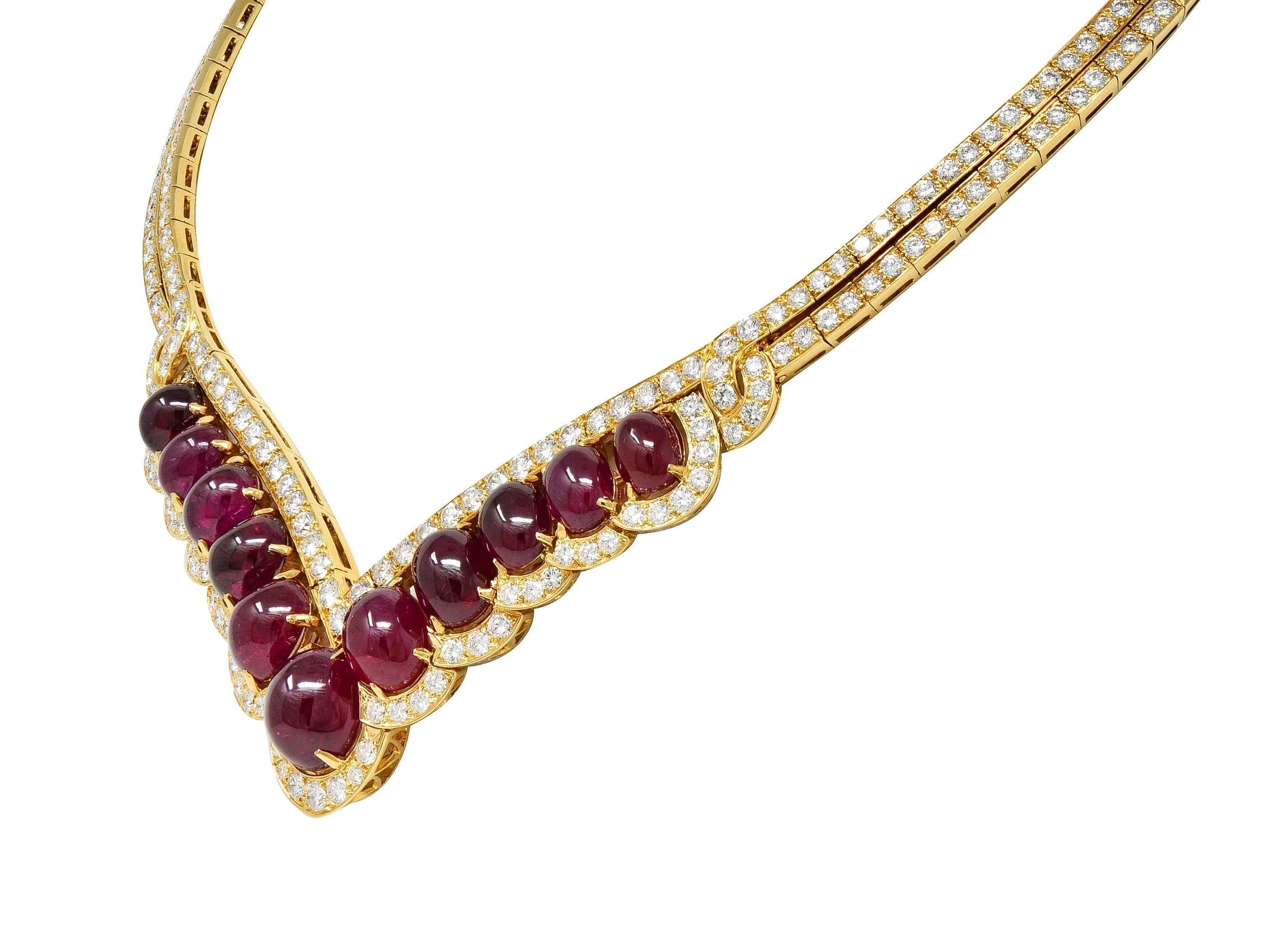 Van Cleef & Arpels 72.35 CTW Rubí Diamante Oro 18K Collar Vintage en V en Excelente estado para la venta en Philadelphia, PA