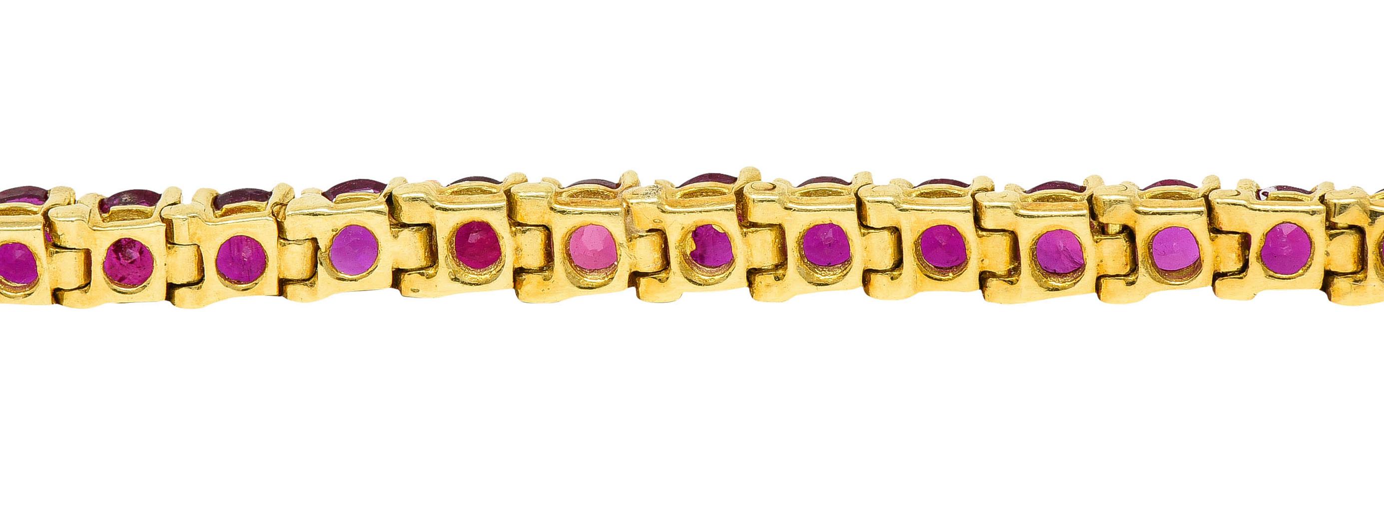 Van Cleef & Arpels 7.50 Carats Ruby 18 Karat Gold Line Bracelet 1970's Vintage 1