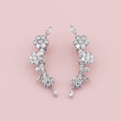 Van Cleef & Arpels 8 Carat Diamond Folie des Prés Floral Dangle Earrings