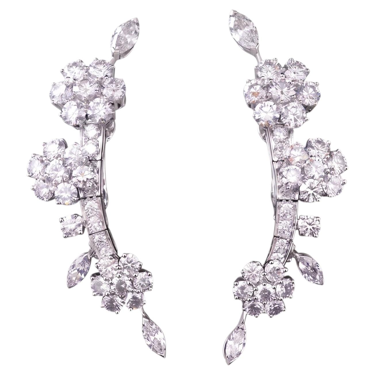 Orecchini pendenti floreali "Folie des Prés" di Van Cleef & Arpels con diamanti da 8 carati