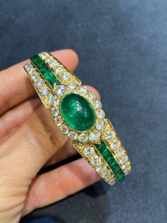 Van Cleef & Arpels 9 Carat Colombian Emerald and Diamond Bracelet w Certificate
