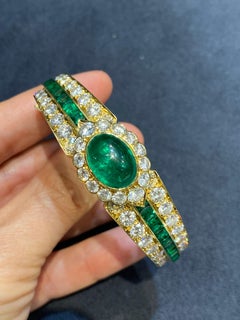 Van Cleef & Arpels 9 Carat Colombian Emerald and Diamond Bracelet w Certificate