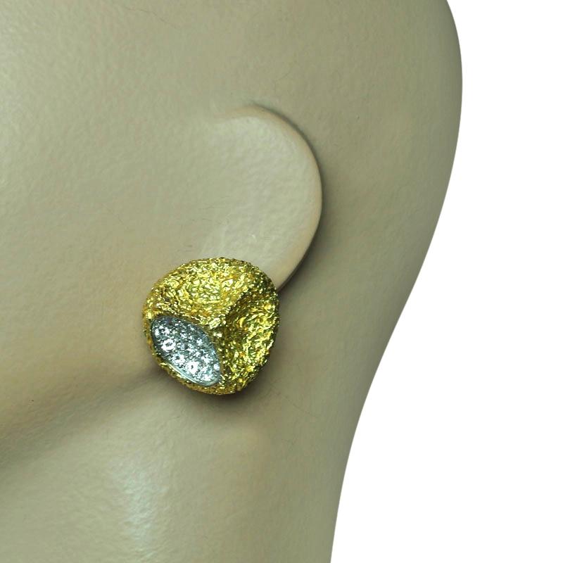 Van Cleef & Arpels Abstract Diamond Textured Yellow Gold  Ear Clips, circa 1965 In Excellent Condition In London, GB