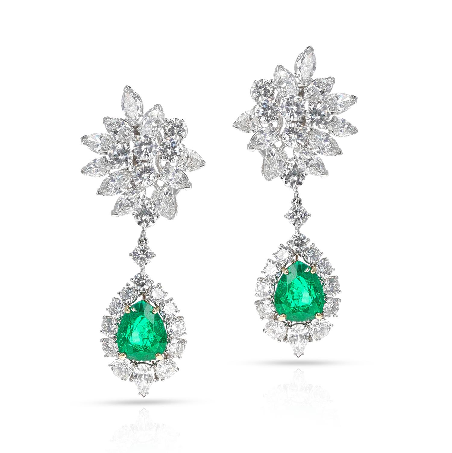 Pear Cut Van Cleef & Arpels AGL Certified Colombian Emerald & Diamond Day & Night Earring For Sale
