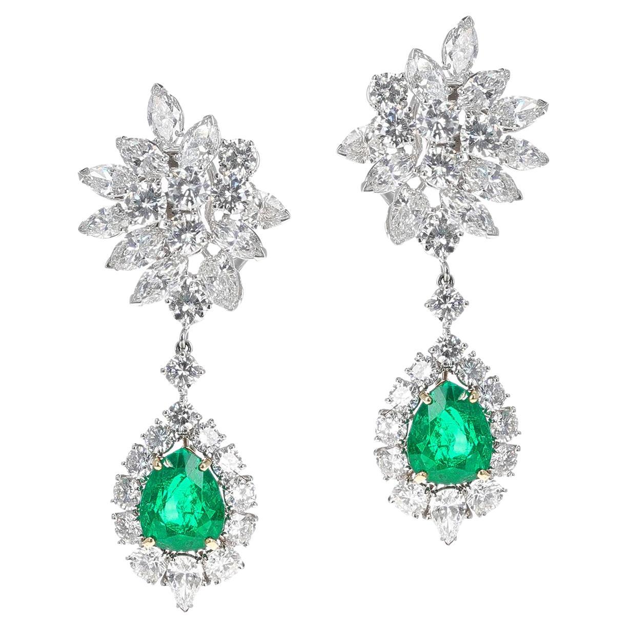 Van Cleef & Arpels AGL Certified Colombian Emerald & Diamond Day & Night Earring For Sale