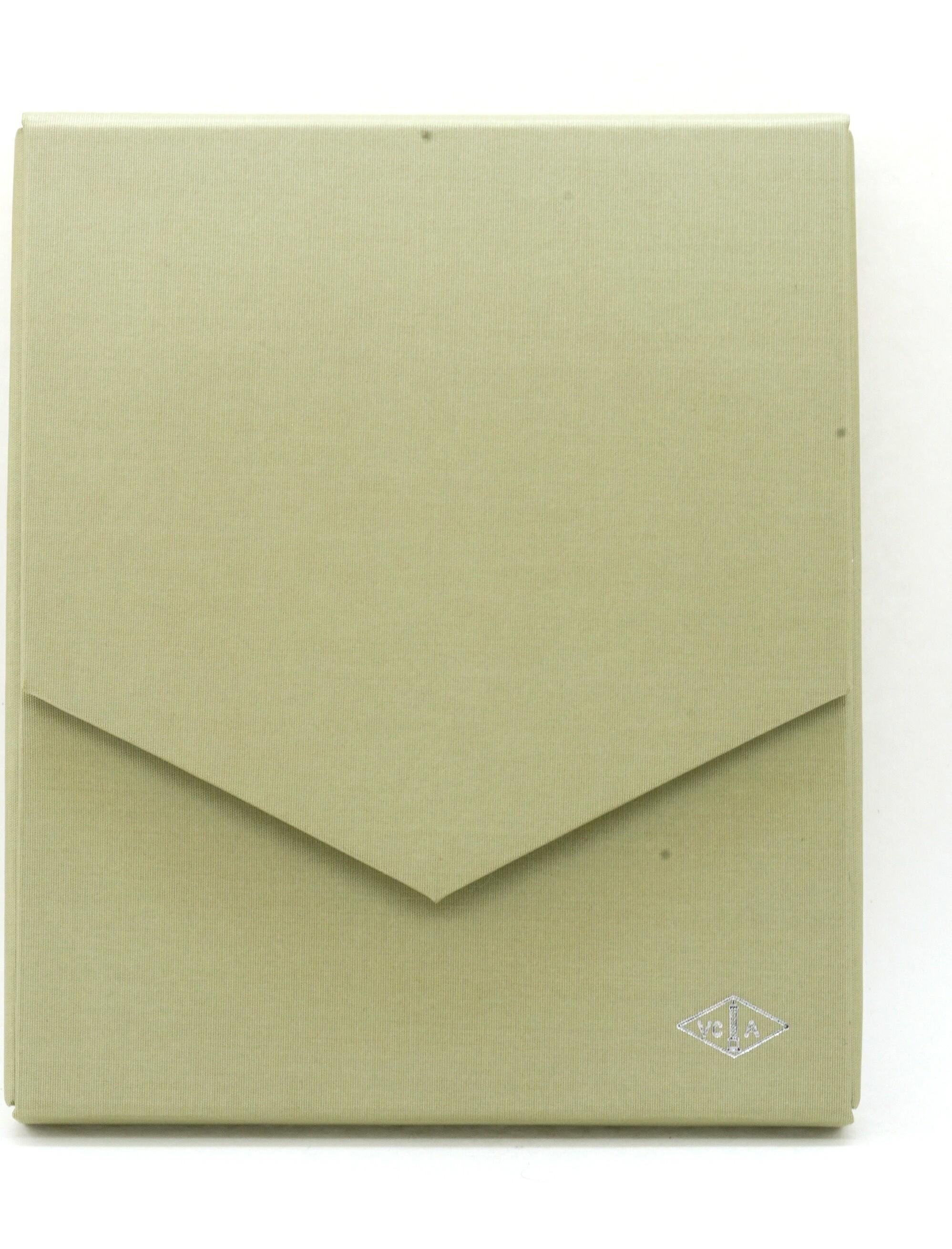 Van Cleef & Arpels Alhambra 18K Elegant Tigers Eye 10-Charm Necklace w/ Box For Sale 1