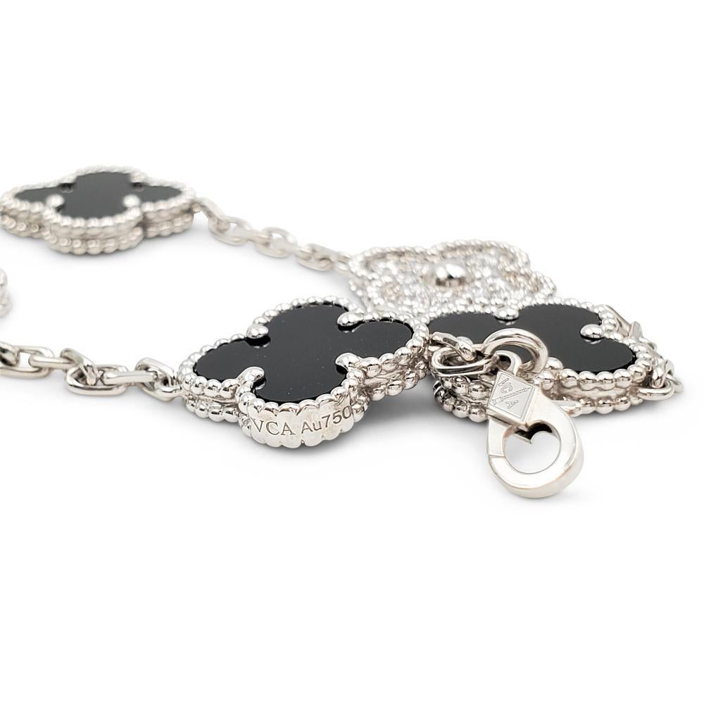 Van Cleef & Arpels Alhambra 18k Weißgold Diamant Onyx Armband (Gemischter Schliff)