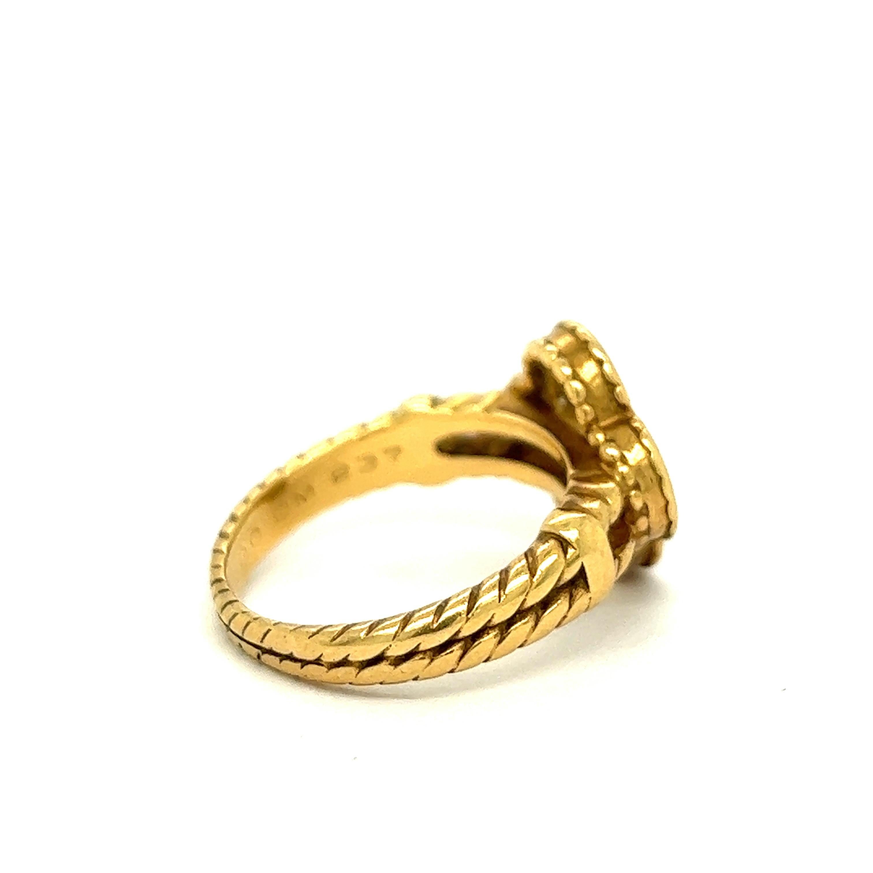 Van Cleef & Arpels Alhambra 18k Yellow Gold Diamond Ring For Sale 2