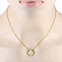 Van Cleef & Arpels Collana Alhambra in oro giallo 18 carati e madreperla