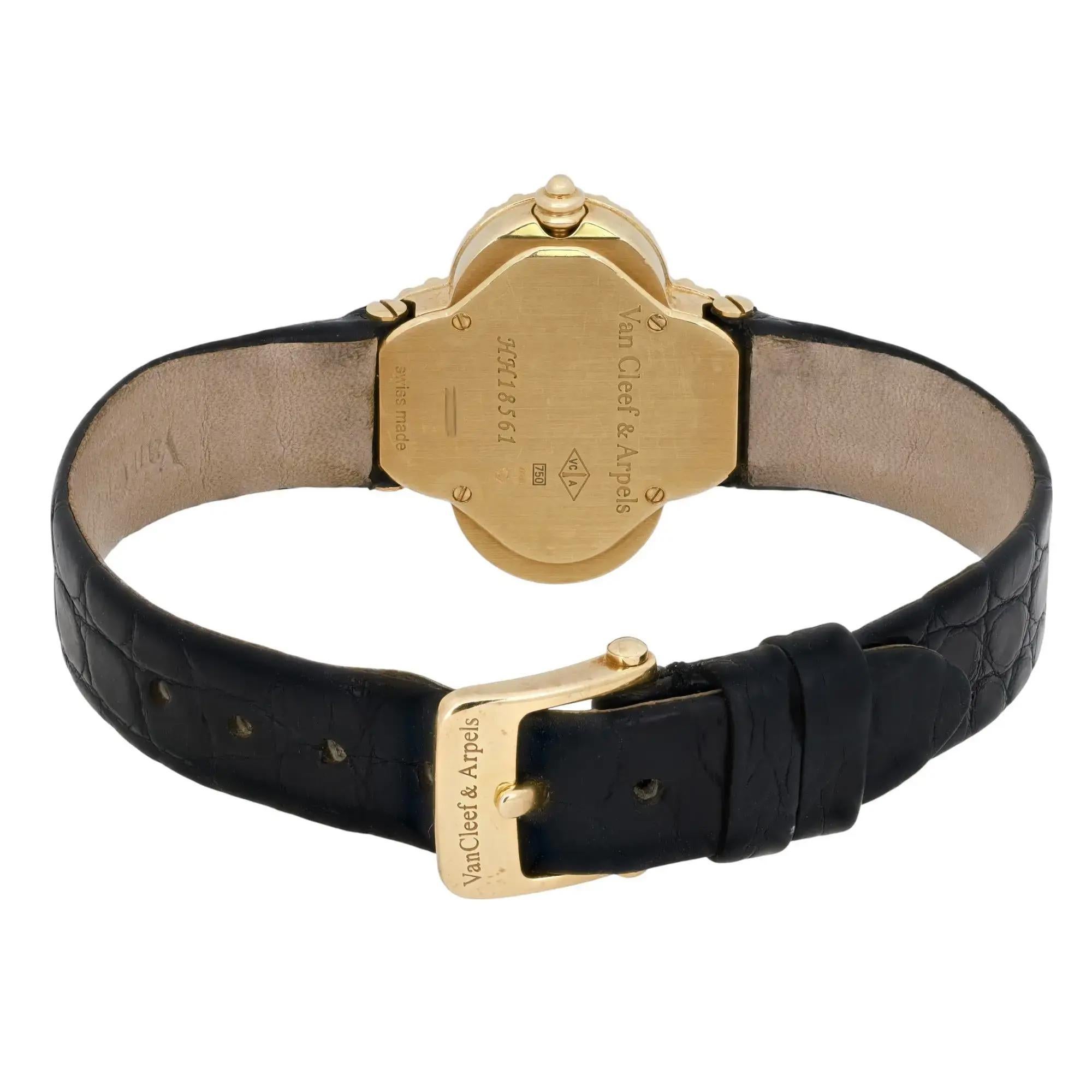 Van Cleef & Arpels Alhambra 18K Yellow Gold Onyx Quartz Watch VCARD21900 For Sale 1