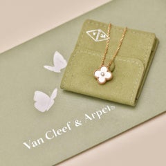 Van Cleef & Arpels Collar Navideño Alhambra 2012 Diamante Madreperla