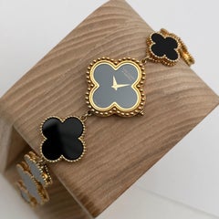 Van Cleef & Arpels Alhambra 26mm VCARO40R00 Orologio al quarzo nero in oro giallo 18 carati