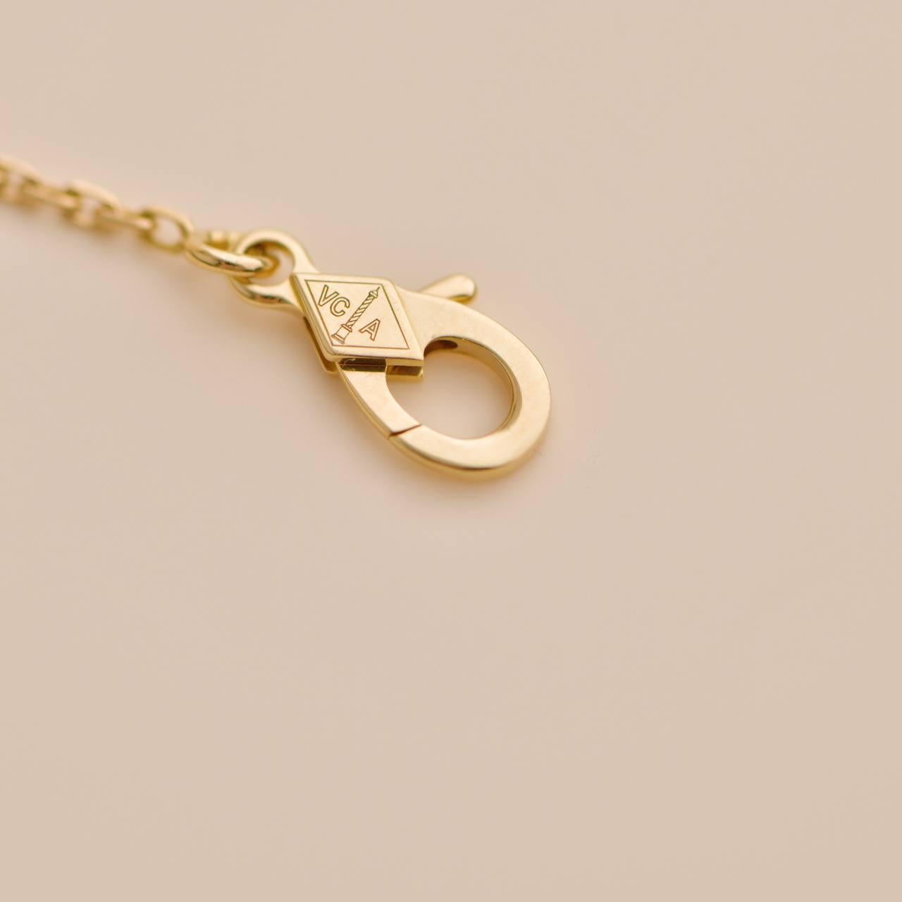 Van Cleef & Arpels Alhambra Blue Sevres Porcelain 18K Yellow Gold Necklace For Sale 5