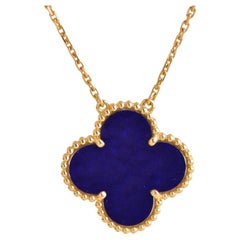 Van Cleef & Arpels Alhambra Halskette aus blauem Sevres-Porzellan aus 18 Karat Gelbgold