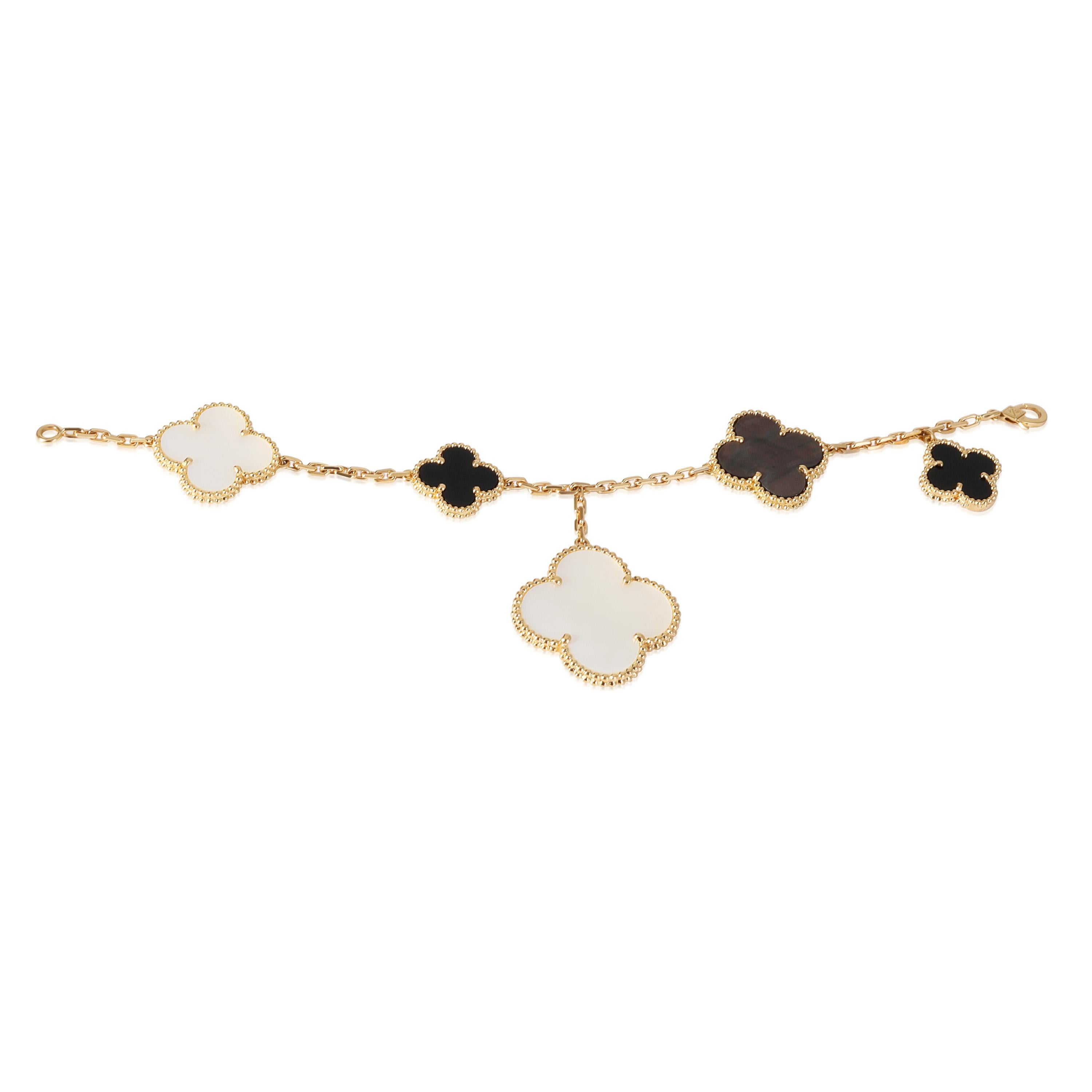 Van Cleef & Arpels Alhambra Bracelet in 18k Yellow Gold

PRIMARY DETAILS
SKU: 118988
Listing Title: Van Cleef & Arpels Alhambra Bracelet in 18k Yellow Gold
Condition Description: Retails for 6,600 USD. In excellent condition and recently polished.