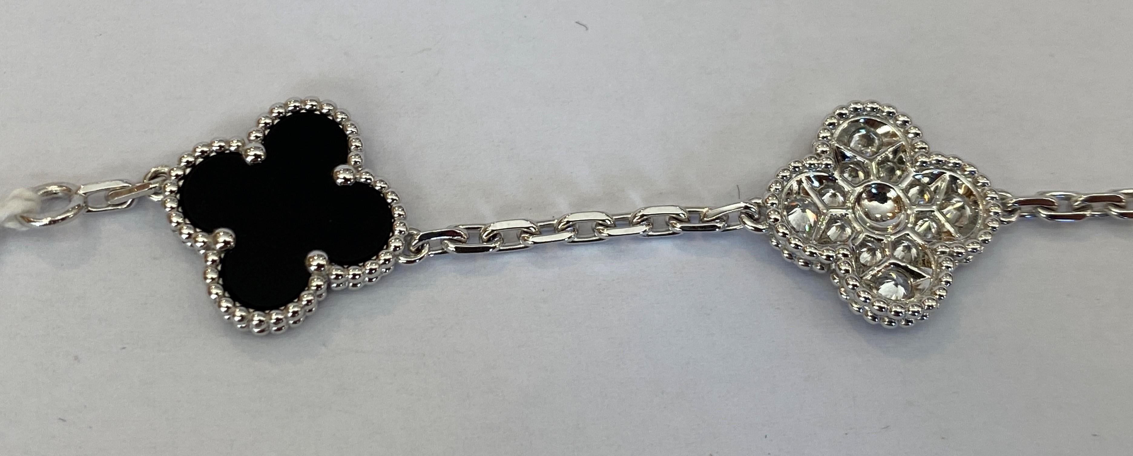 Women's Van Cleef & Arpels Alhambra Bracelet in Diamonds and Onyx in 18k White Gold For Sale