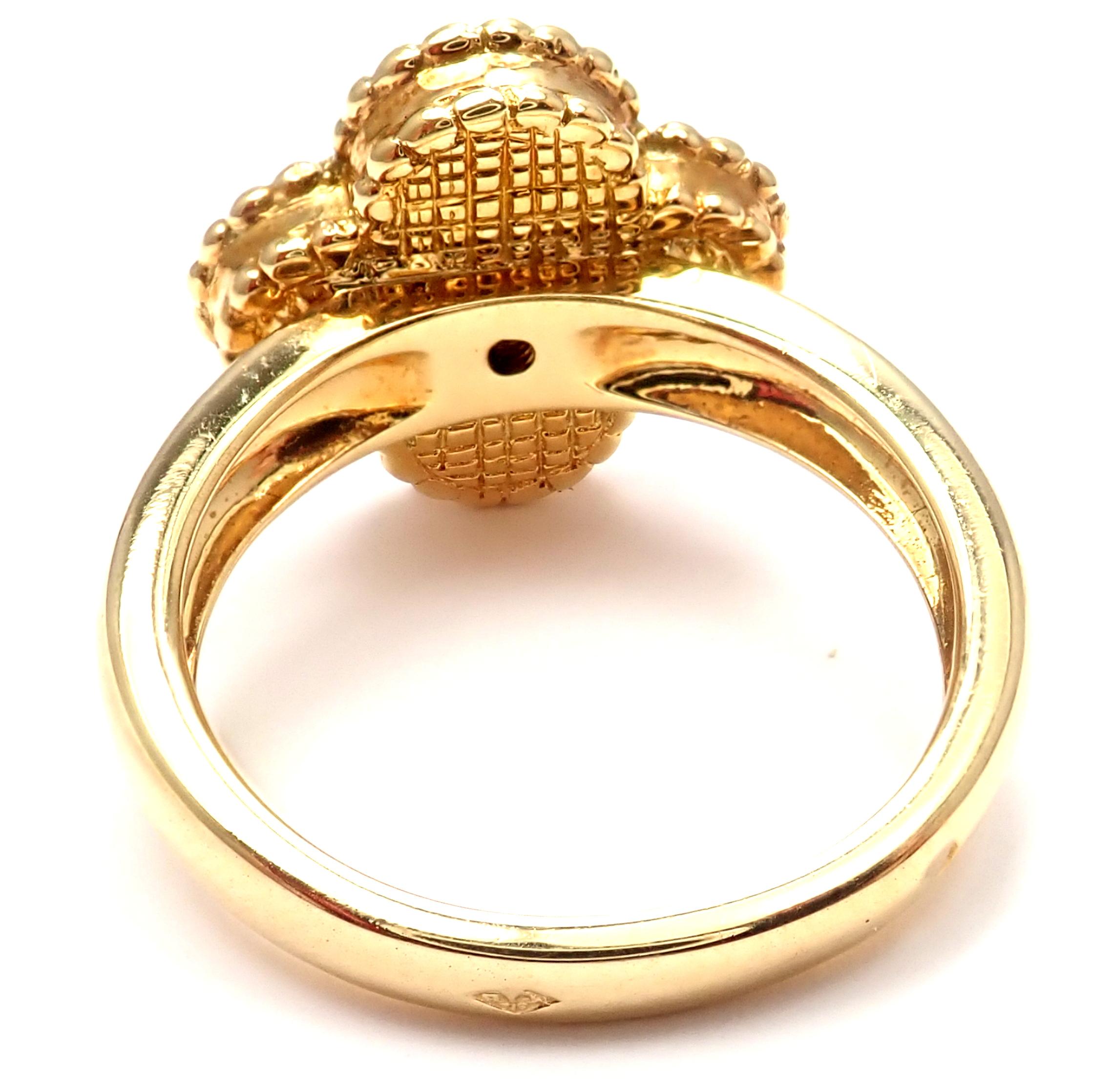 Round Cut Van Cleef & Arpels Alhambra Coral Diamond Yellow Gold Ring For Sale