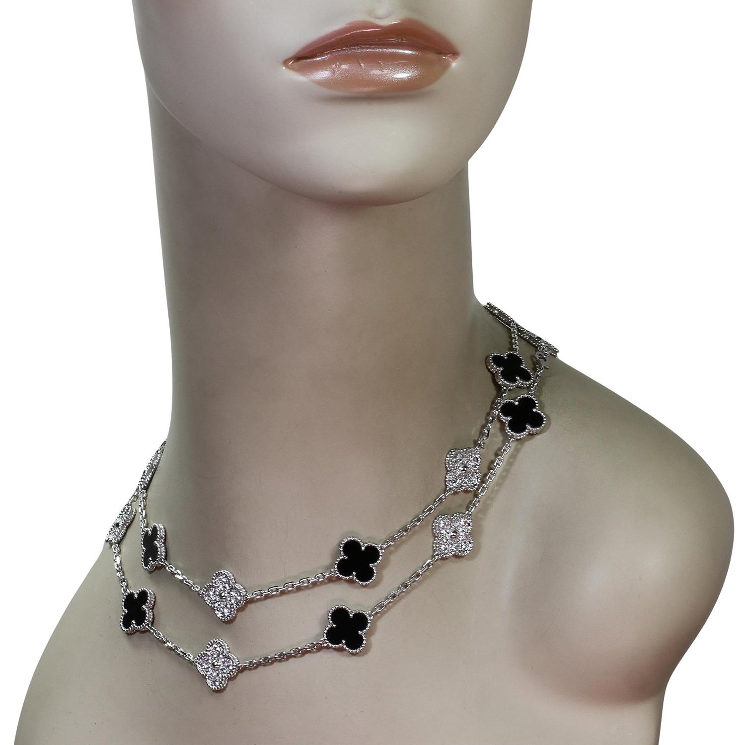  Van Cleef & Arpels Collier Alhambra diamant Onyx noir or blanc 20 motifs  Pour femmes 