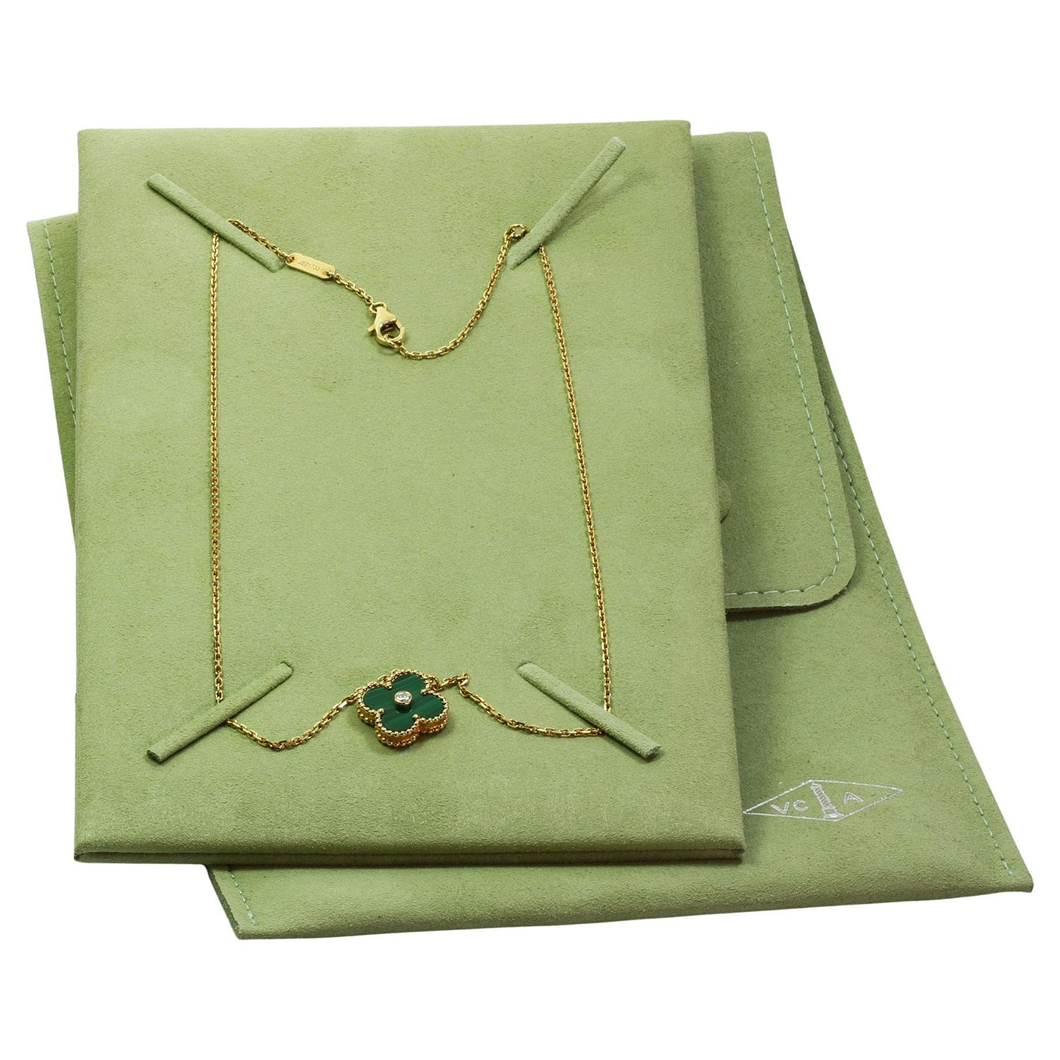 Van Cleef & Arpels Alhambra Diamond Malachite Limited Edition Necklace In Excellent Condition In New York, NY