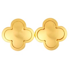 Van Cleef & Arpels Alhambra-Ohrringe aus 18 Karat Gelbgold