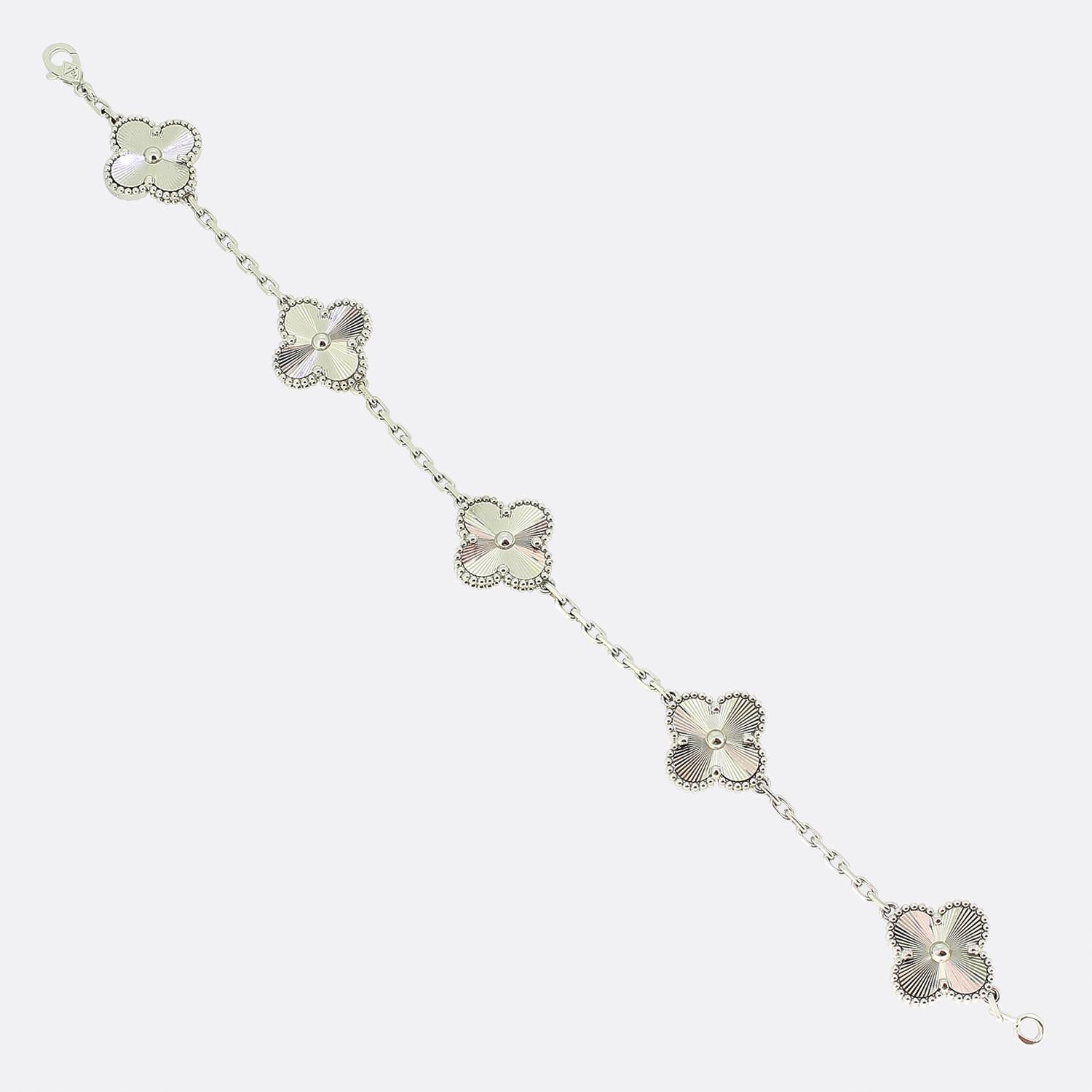 Van Cleef & Arpels Alhambra Guilloche-Armband mit fünf Motiven für Damen oder Herren