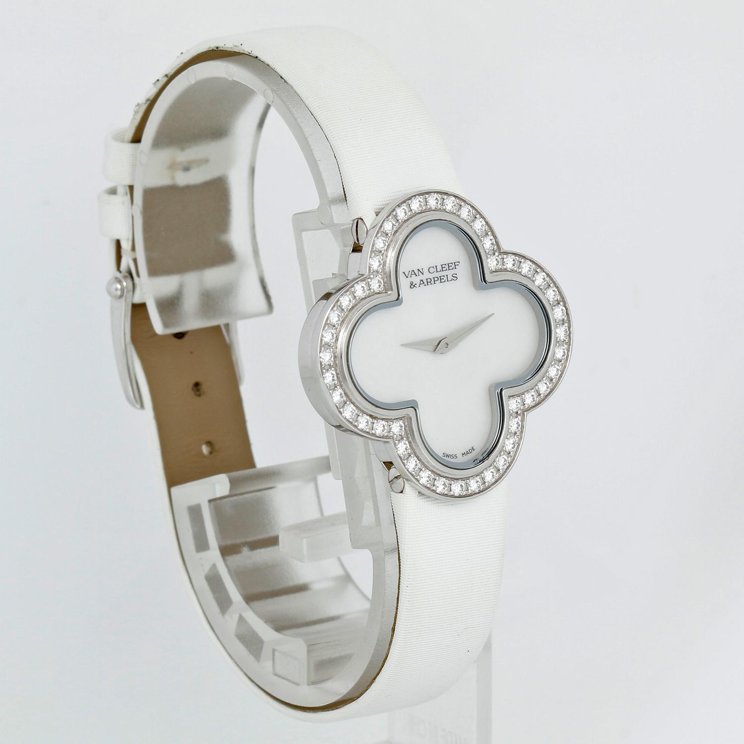 Van Cleef & Arpels Alhambra Medium White gold Ladies Watch  VCARF52700 In Excellent Condition In Dallas, TX