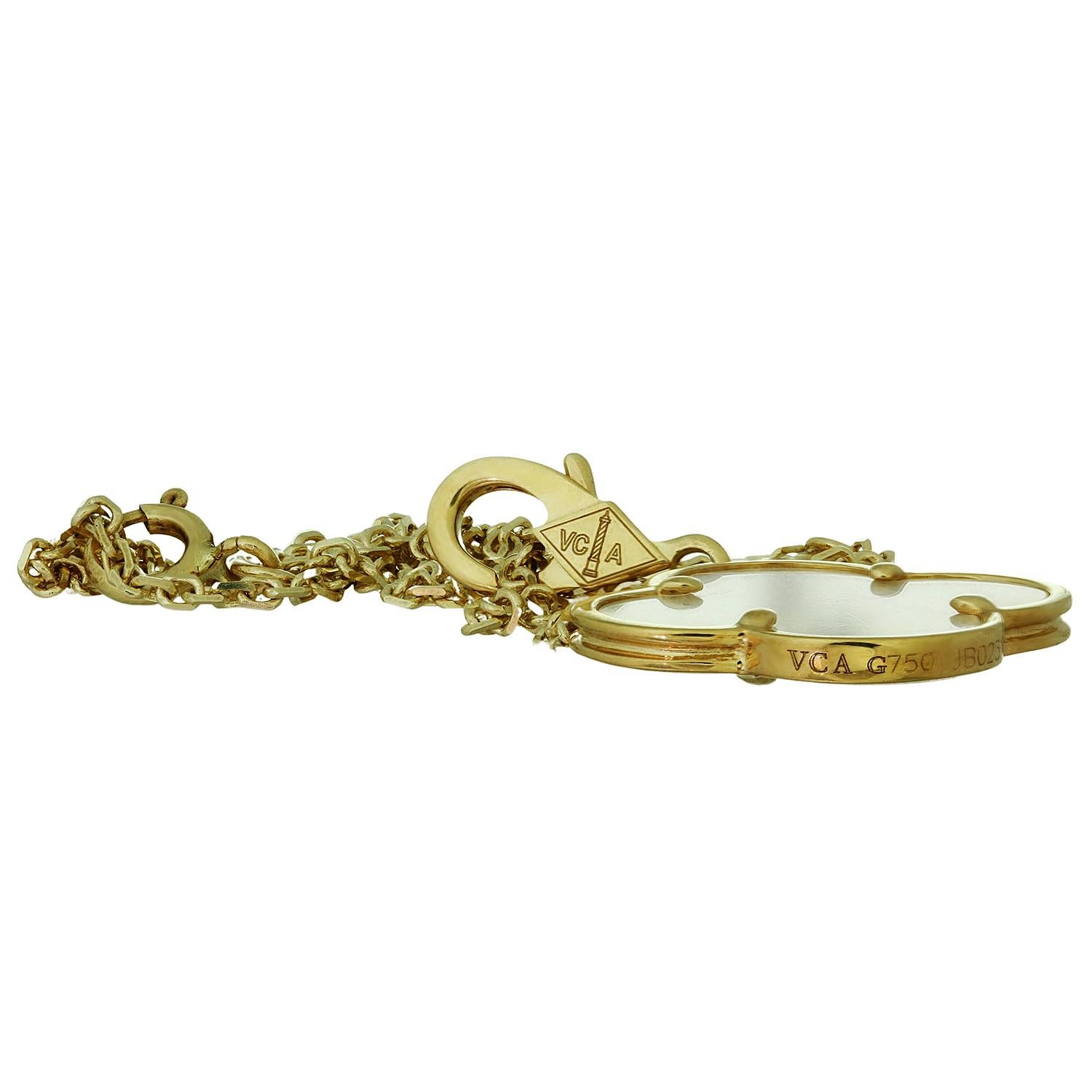 Women's Van Cleef & Arpels Alhambra Mother-of-pearl Yellow Gold Pendant Necklace