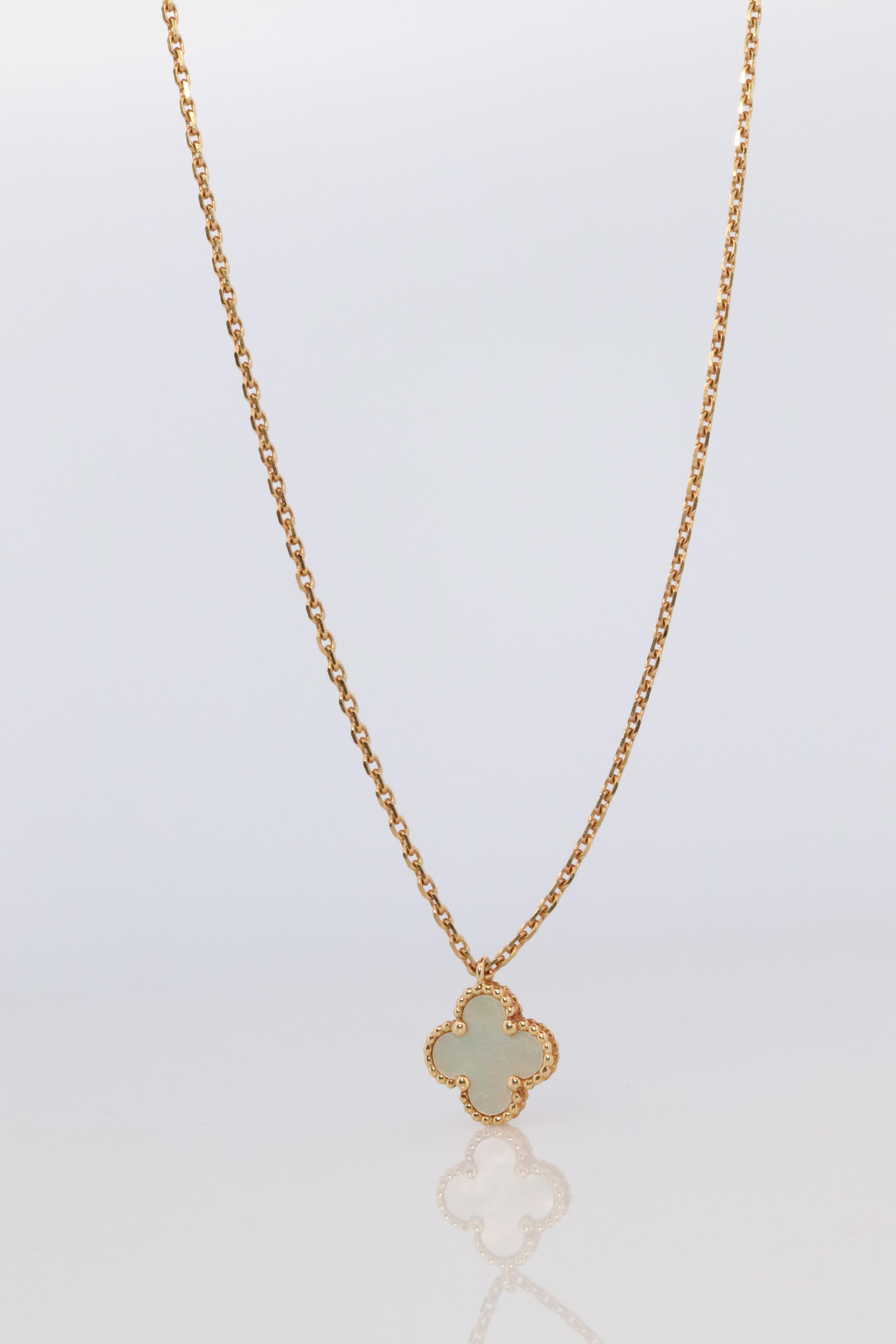 Van Cleef Arpels Alhambra Necklace . Genuine VCA 18k YG Sweet Shell Pendant In Good Condition In Port Charlotte, FL
