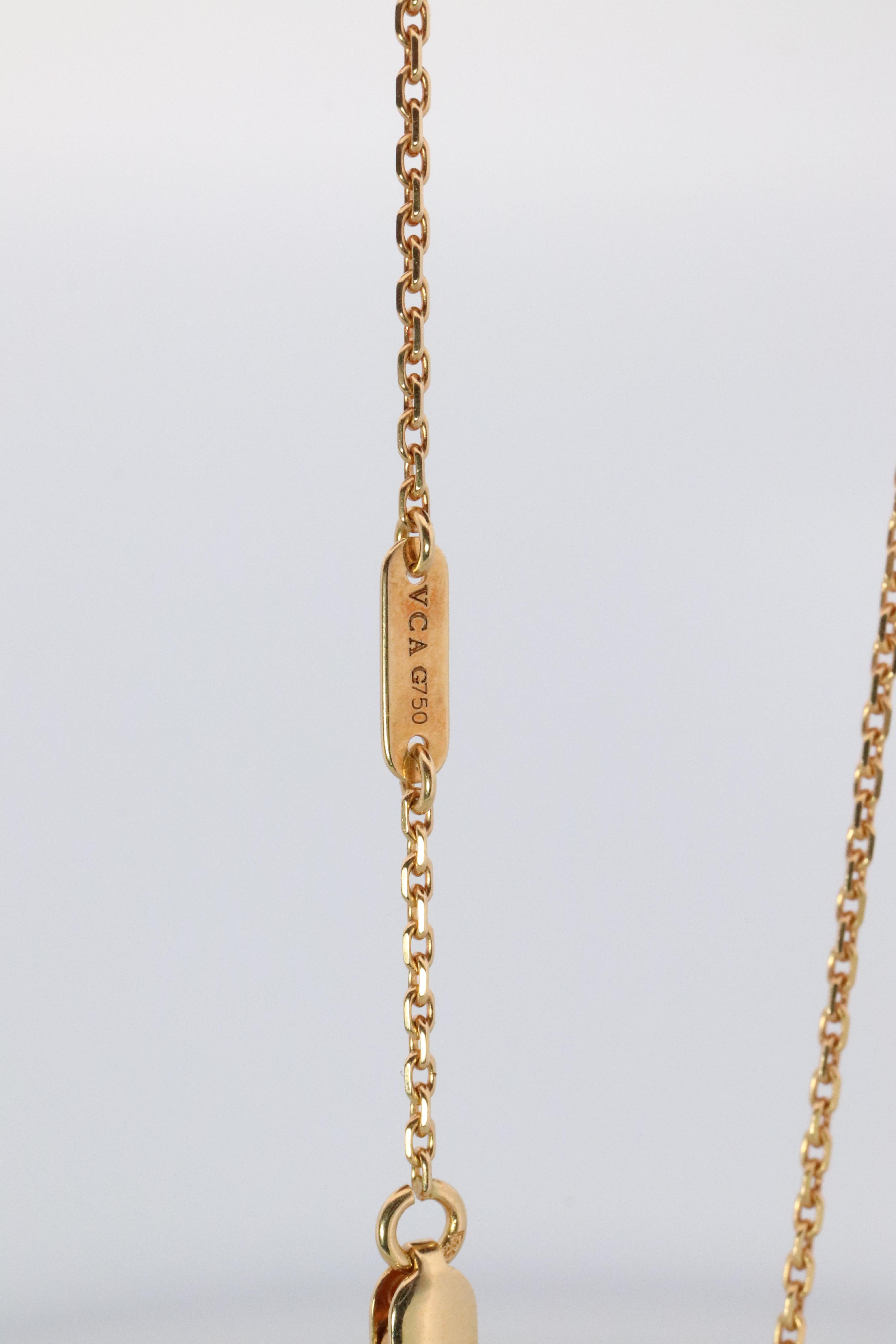 Women's Van Cleef Arpels Alhambra Necklace . Genuine VCA 18k YG Sweet Shell Pendant