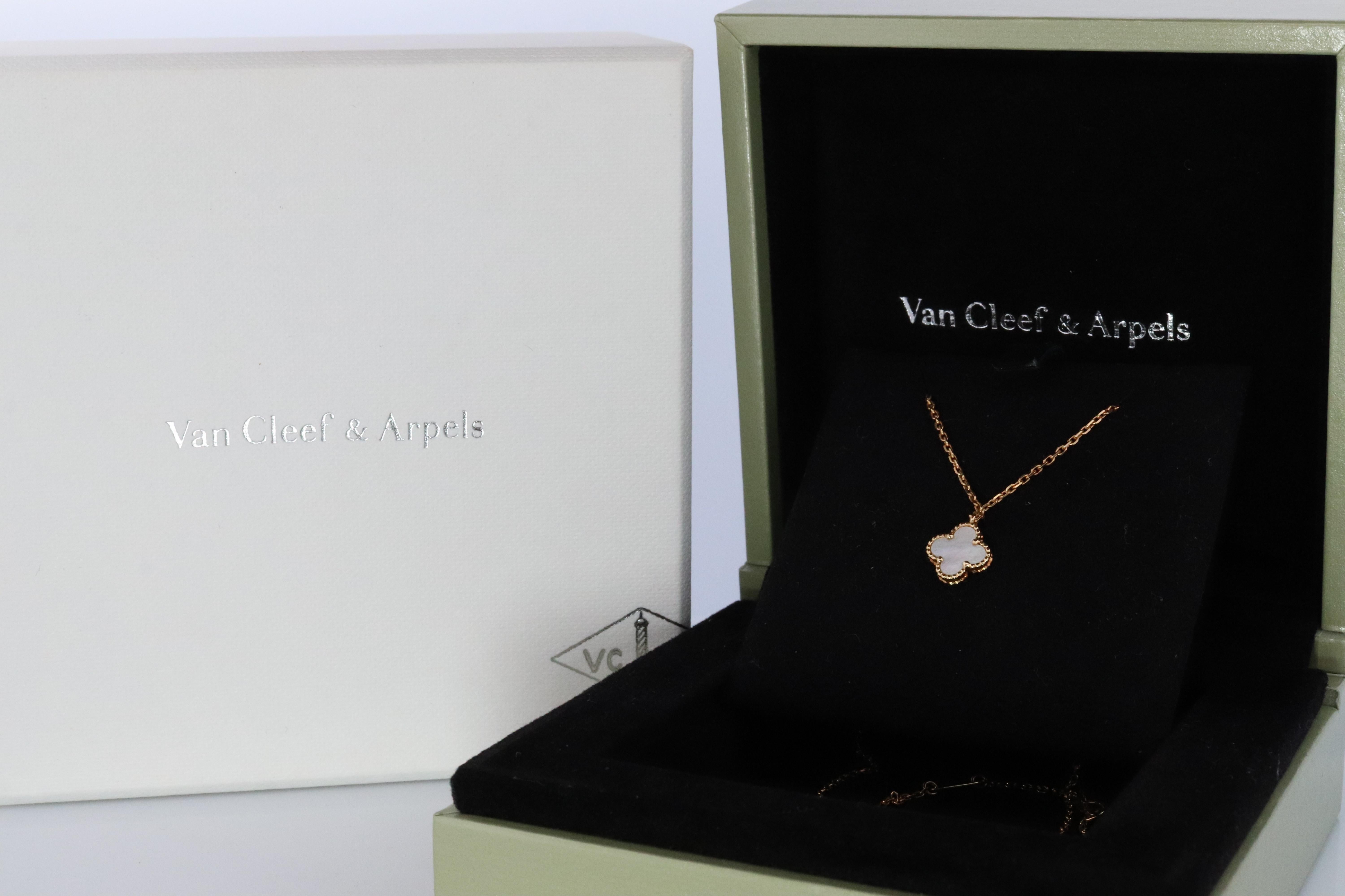 Van Cleef Arpels Alhambra Necklace . Genuine VCA 18k YG Sweet Shell Pendant 3