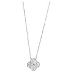 Ciondolo Van Cleef & Arpels Alhambra in oro bianco 18 carati 0,48 CTW