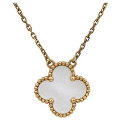 Van Cleef & Arpels Alhambra Vintage Pendant Necklace 18K Yellow Gold MOP
