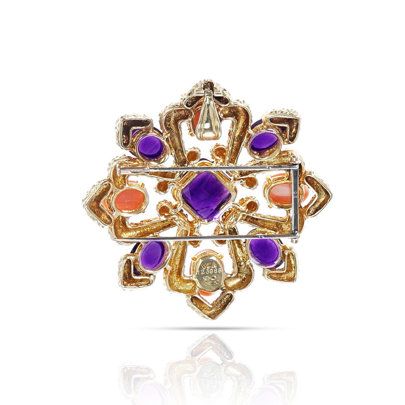 Van Cleef & Arpels Amethyst and Coral Cabochon Brooch, 18K Yellow Gold In Excellent Condition For Sale In New York, NY