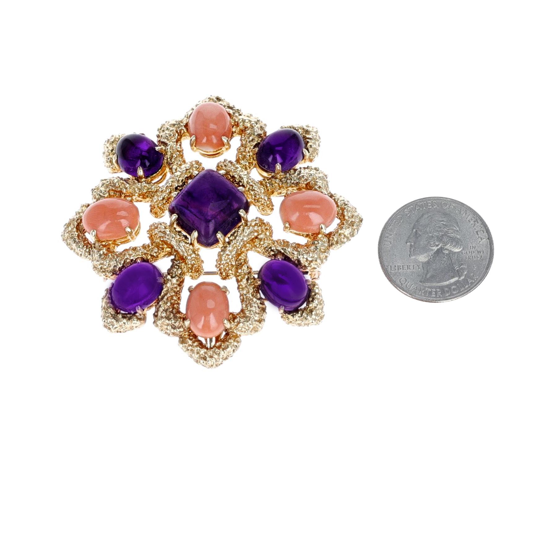 Van Cleef & Arpels Amethyst and Coral Cabochon Brooch, 18K Yellow Gold For Sale 1