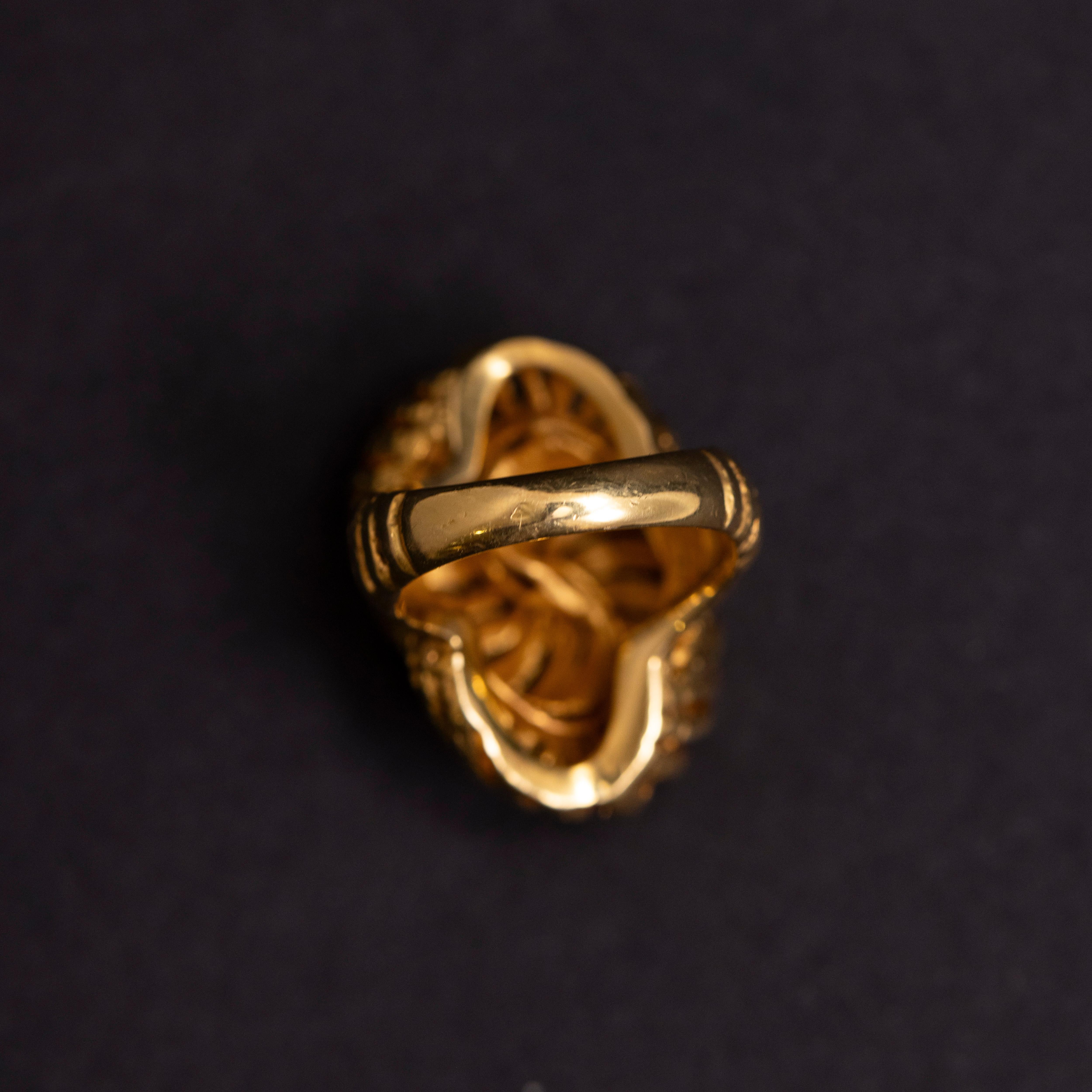 Van Cleef & Arpels Andre Vassort VCA Knot Ring and Clip Earrings Set Gold 1970s 14